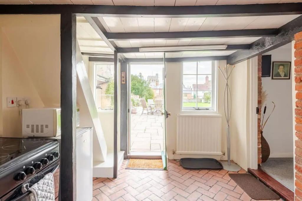 Cozy One-Bedroom Cottage In Great Tey エクステリア 写真